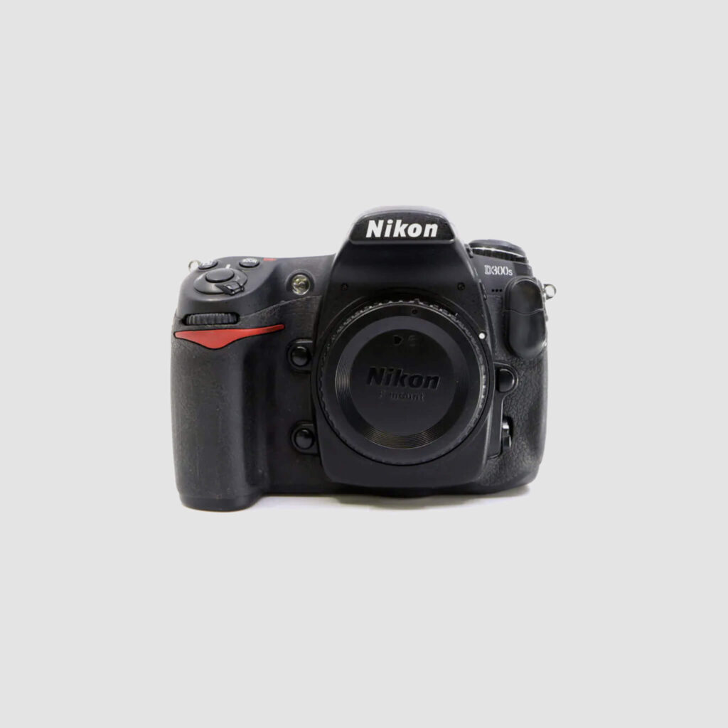 Product : Nikon D300s 590nm Infrared Converted Digital Camera (Used)